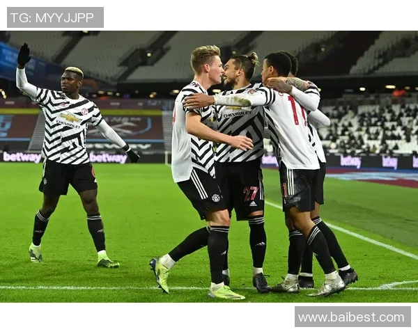 英超激战：拜仁逆转AC米兰神扑瞬间点燃全场热情与转会传闻