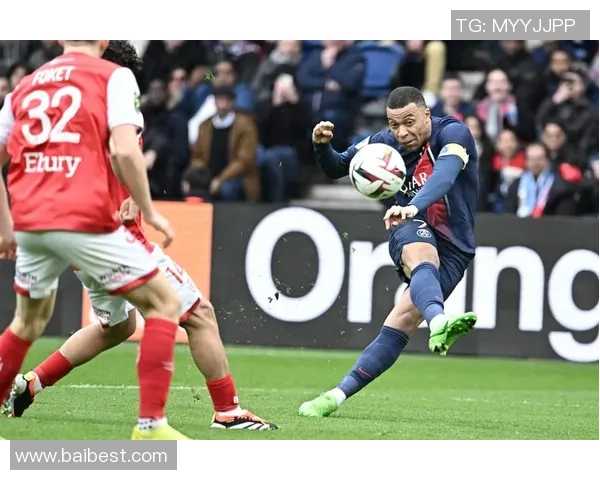 中超精彩对决巴黎圣日耳曼大胜尤文图斯帽子戏法点燃全场激情 中超精彩对决巴黎圣日耳曼大胜尤文图斯帽子戏法点燃全场激情