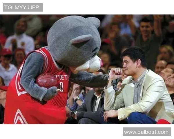 姚明与鲨鱼翅的故事探秘：从体育巨星到美食文化的碰撞与传承