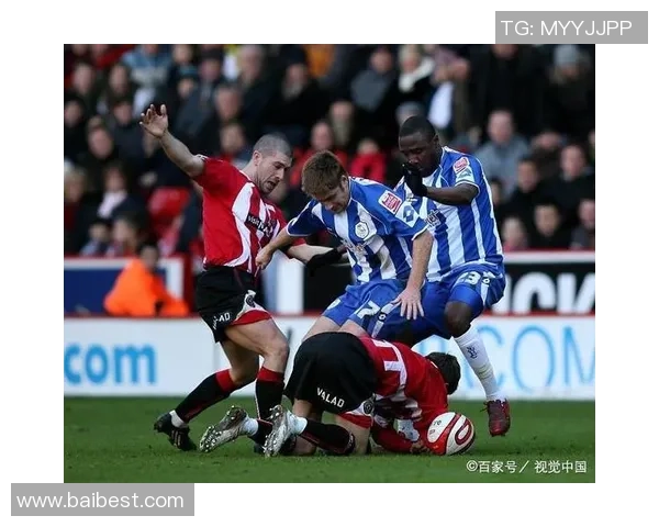 欧冠激战：本菲卡与曼城战成平局神扑瞬间引发全场狂欢与十大精彩进球回顾